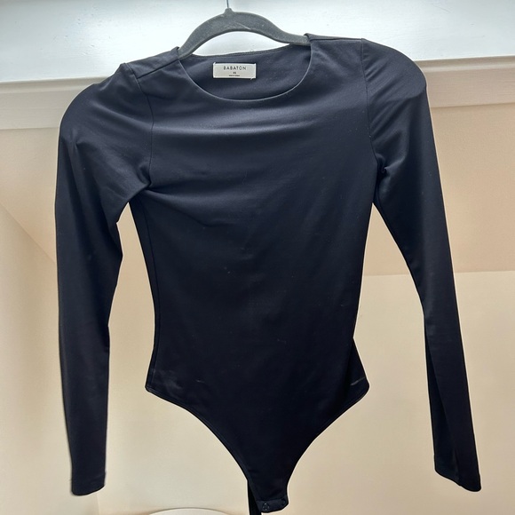 Aritzia basics bundle - Picture 5 of 10